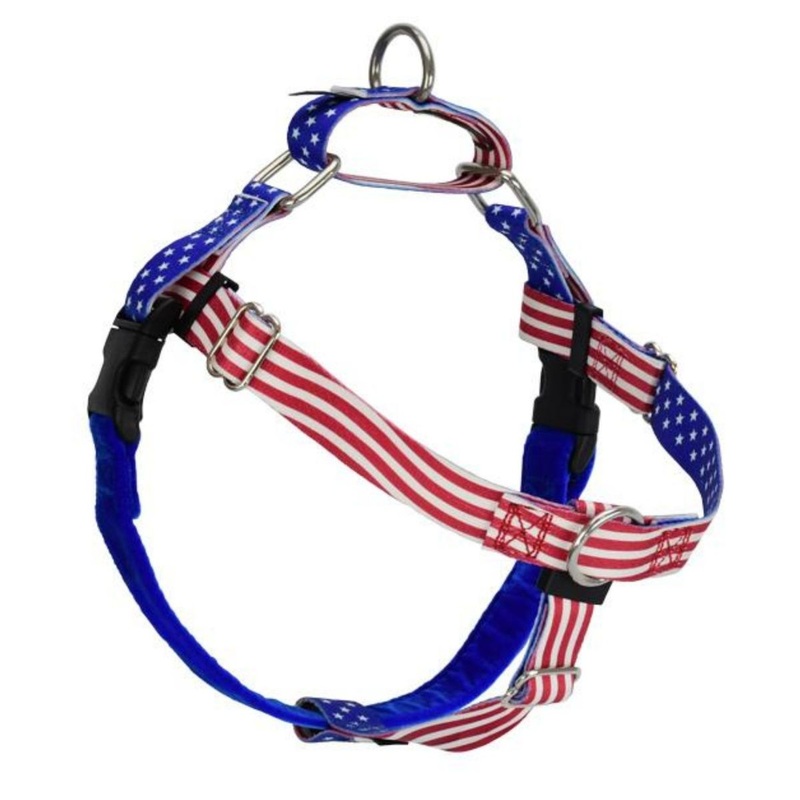 2 Hounds Design Freedom No-Pull Dog Harness - Medium 1 x 28-28 - Star Spangled